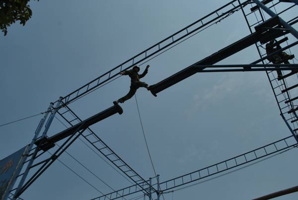 說明: http://www.s9970.cn/UploadFile/images/news/2011/huwaituozhanyimu.jpg